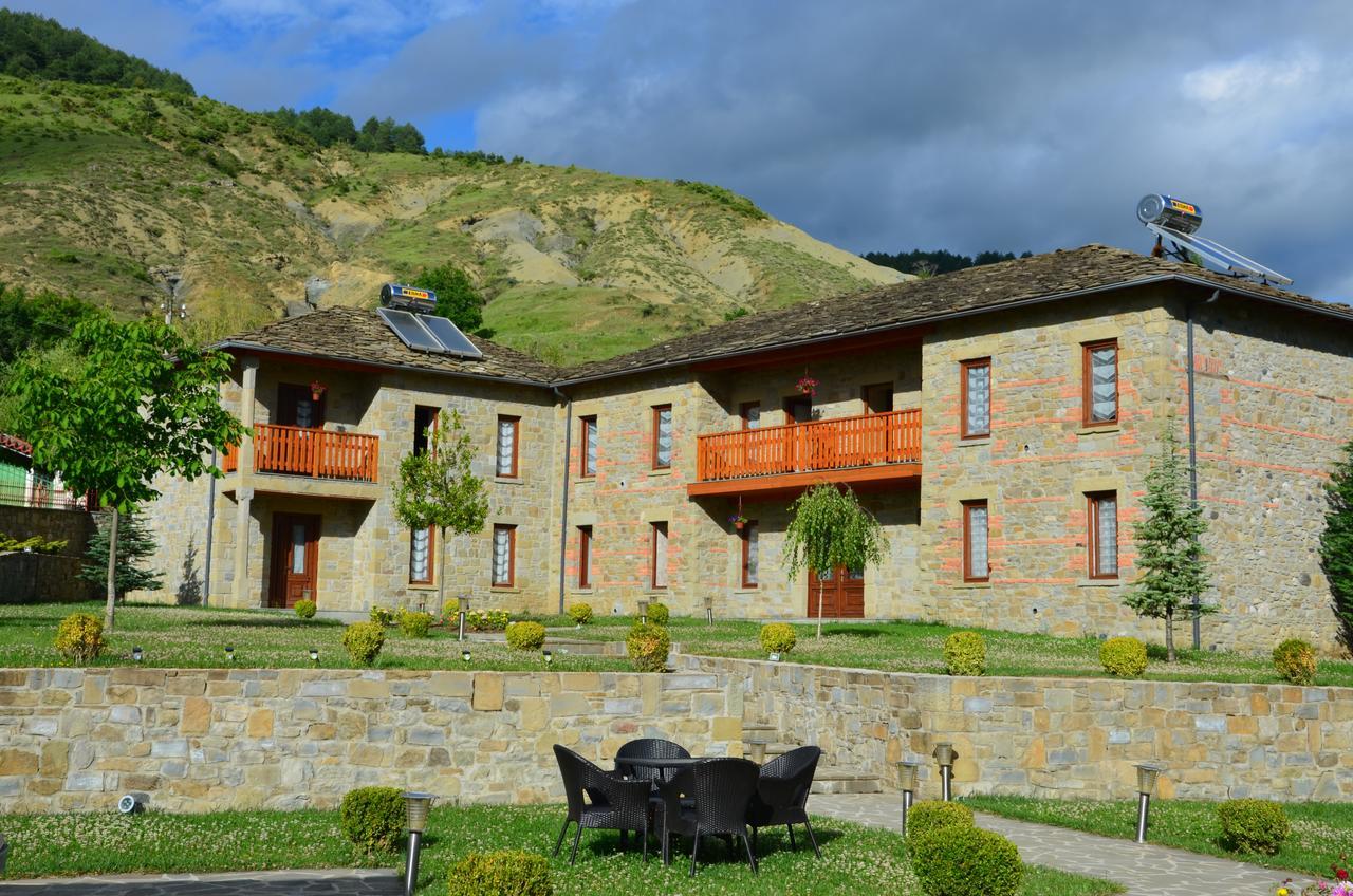 Kamenice Johnny Hotel מראה חיצוני תמונה